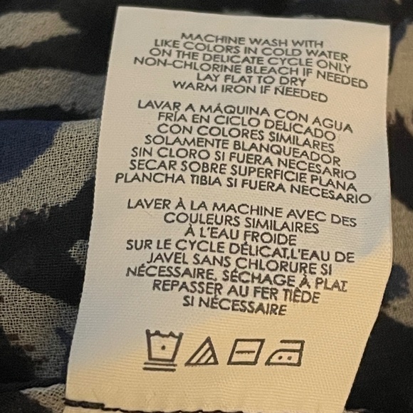 CAbi Purr Animal Print Cami Style 5362 Size Medium‎ Blue and White - Picture 6 of 8